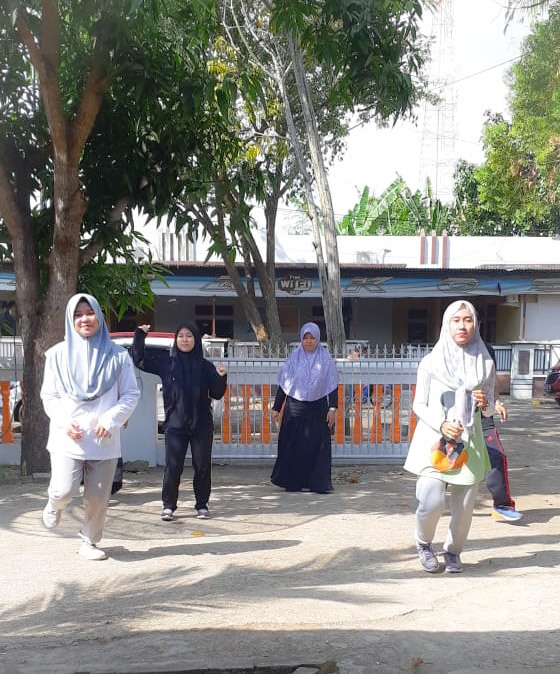 Membangun Kekompakan Dalam Ceria