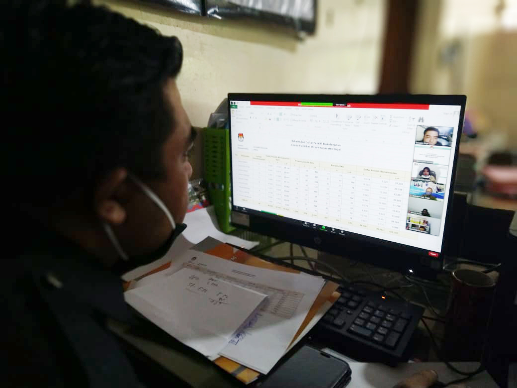 Bawaslu Sinjai Awasi Rapat Pleno Pemutakhiran Data Pemilih Berkelanjutan