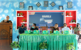 Arumahi Ajak Siswa MAN 1 Sinjai Jadi Pemilih Cerdas